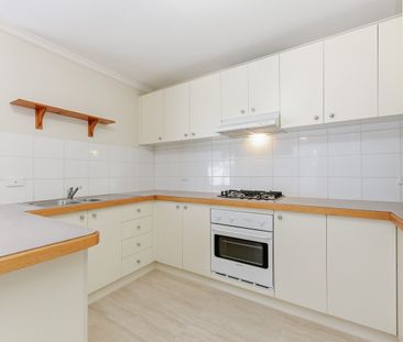 Charming Rear Unit in Seaside Locale - Photo 6