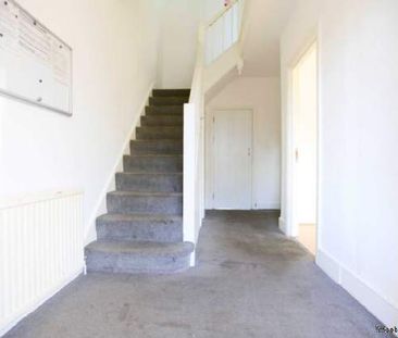 1 bedroom property to rent in Ilford - Photo 5