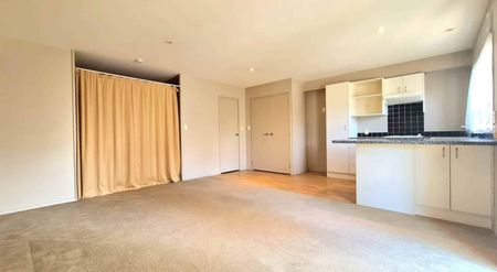 1-Bedroom Unit with 2 Parking Spaces - Photo 3