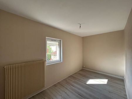 Location appartement 96.28 m², Saint dizier 52100Haute-Marne - Photo 2