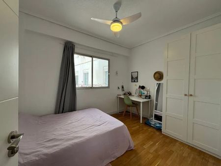 Carrer de Peris Brell, Valencia, Valencian Community 46022 - Photo 3