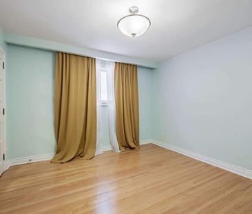 For Lease - 202 Garden Avenue, Georgina, Ontario - Photo 3