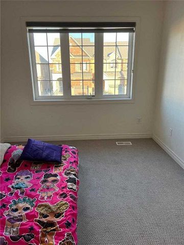 For Lease - 12 Foliage Drive, Brampton, Ontario - Photo 3