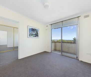 1 BEDROOM APARTMENT VERY CLOSE TO UNSW WITH CAR SPACE !! - Photo 5