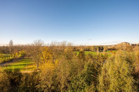 Astell Road, Kidbrooke, SE3 - Photo 3