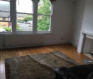 2 bedroom flat to rent - Photo 1