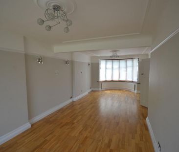 4 bedroom semi-detached house to rent - Photo 1