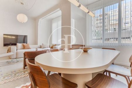 4 bedroom luxury Flat for rent in Valencia - Photo 2