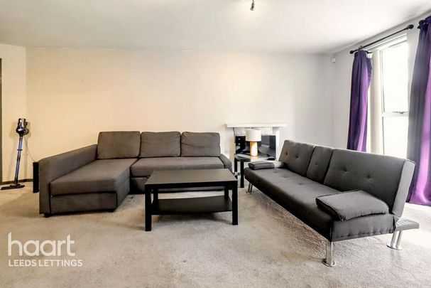 3 bedroom apartment to rent - Photo 1