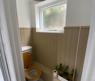 Studio Flat, Buckingham Road, BN1 - Photo 6