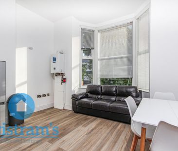 2 bed Apartment for Rent - Photo 1