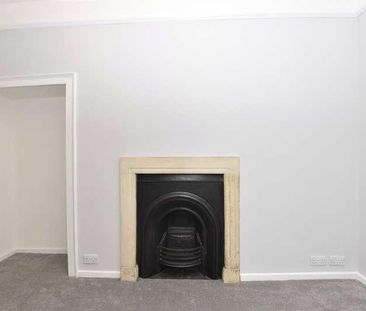 Weymouth Street, Bath, Somerset, BA1 - Photo 2