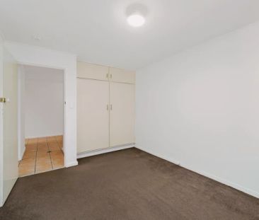 2Bedrooms, 1Bathrooms - Photo 3