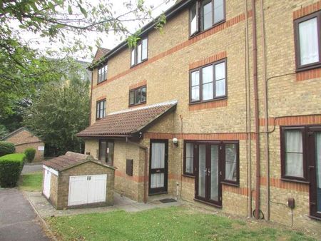 Dunnock Close, Borehamwood, WD6 - Photo 3