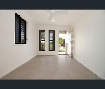 90 Brentford Road, Richlands, Qld 4077 - Photo 6