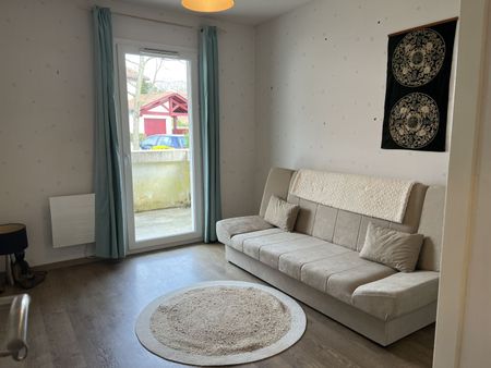 Location Vide à l'année- Appartement T3 - AHETZE, - Photo 3