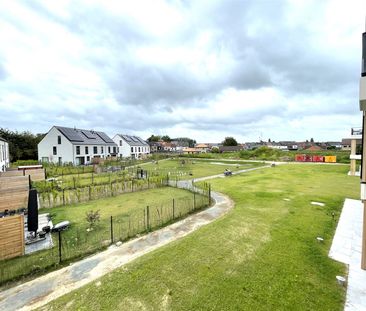 Zeer rustig gelegen instapklaar nieuwbouwappartement met garage - Foto 2