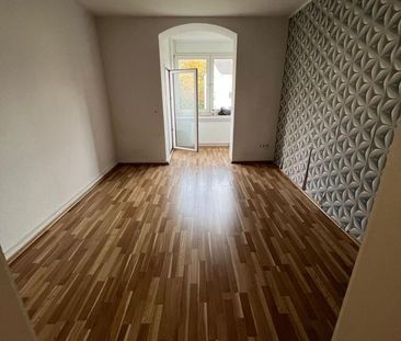 Helle 2-Zimmer-Wohnung in Mönchengladbach mit Balkon - Foto 1