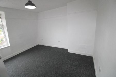 3 bedroom maisonette to rent - Photo 3