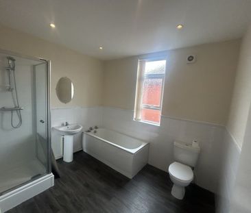 Lathom Road, Southport - Photo 5