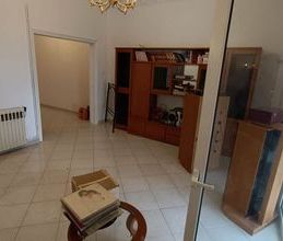 Διαμέρισμα για ενοικίαση - Νίκαια, - Photo 1