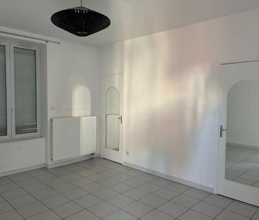 Appartement 2 pièces à louer St Étienne - 42000 / Réf: LA4006-COMPA... - Photo 2