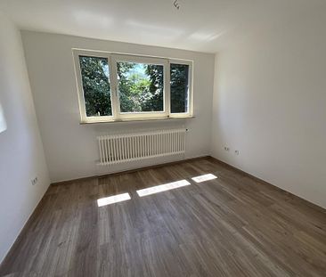 Geräumige 3-Zimmer Dachgeschoss Wohnung in Wilhelmshaven City - Photo 6