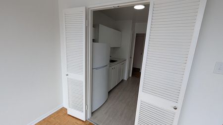 Mooney's Bay area apartment complex on Norberry Crescent and Springland Drive offering charming and affordable rental un - Photo 4