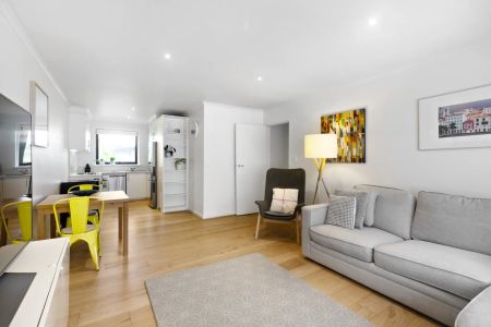 Unit 11/7 Barnsbury Road, South Yarra. - Photo 4