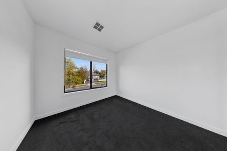 Brand New Luxury Living in the Heart of Watsonia - Photo 5