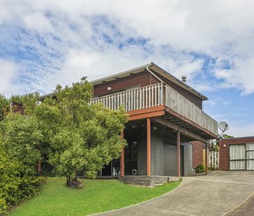 **Spacious 3-Bedroom Family Home in Oneroa – $750 per Week** - Photo 5