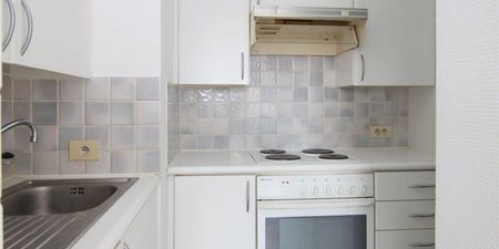 Studio met slaaphoek te huur in Kortrijk voor € 510 met 1 slaapkamer - Photo 4