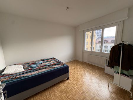 Wohnung mit 3.5 Zimmern im 3. Stock - Photo 3