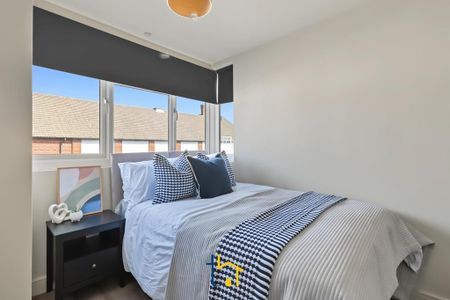 1 bedroom in a house share to rent - Photo 2