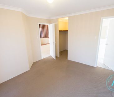 REAR HOUSE FOR RENT IN QUEENS PARK - Photo 3