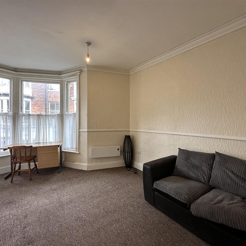 Eastborough, Scarborough - Photo 1