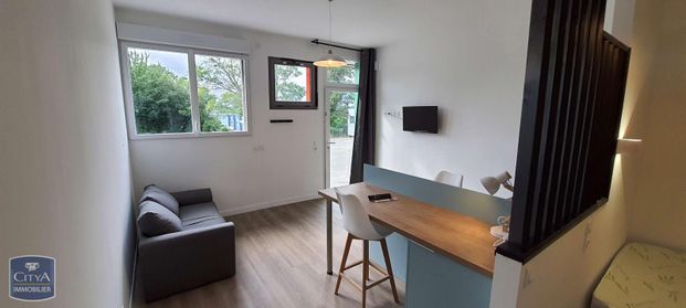 Location Appartement 1 pièce 23m² CHANGE 53810 - Photo 1