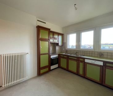 4.5 perfectly located, overlooking the neighborhood, with balcony a... - Photo 6