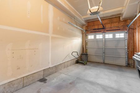 For Lease - 292 Briarmeadow Drive, Kitchener, Ontario - Photo 4