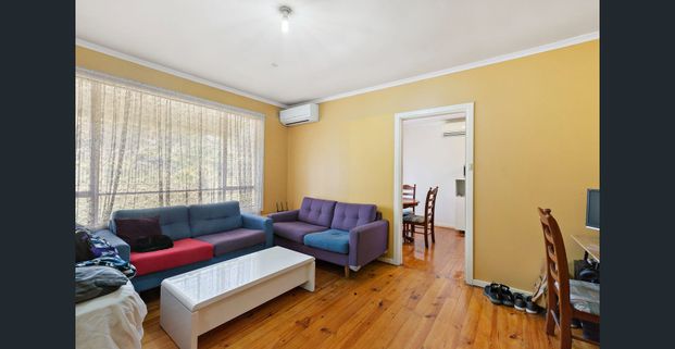 Experience Tranquility and Convenience at Your Doorstep! - Photo 1