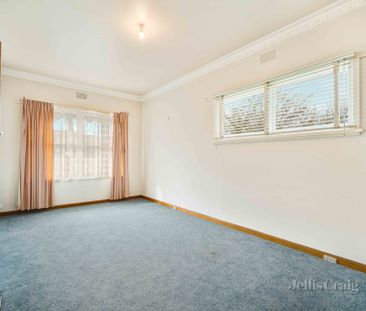 1127 Eyre Street, Newington - Photo 2