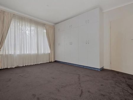 3 Bedroom family home! - Photo 4