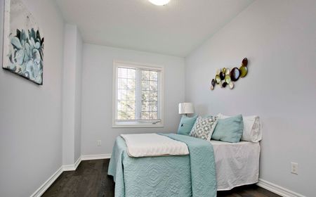 For Lease - 47 Radial Drive, Aurora, Ontario - Photo 4