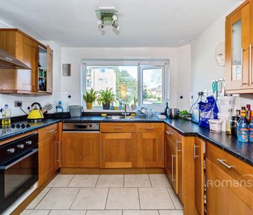 2 bedroom apartment to rent - Photo 3