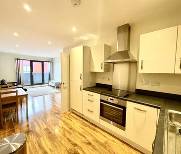 Imperial Drive, Harrow - Photo 3