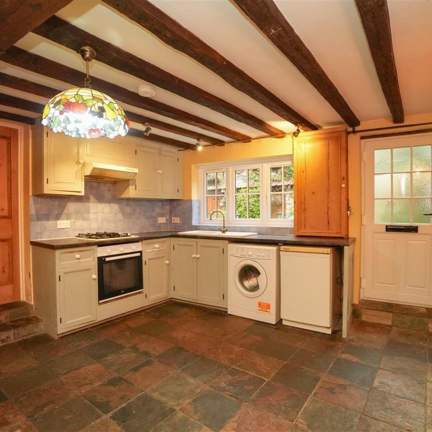 2 bedroom House To Let - Photo 1