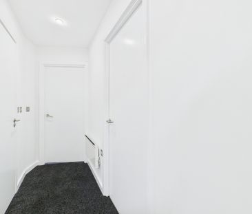 113 Shire House Napier Street, S11 - Photo 6