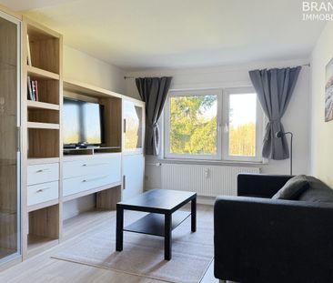 Möblierte Dachgeschosswohnung in HH-Lokstedt - Photo 1