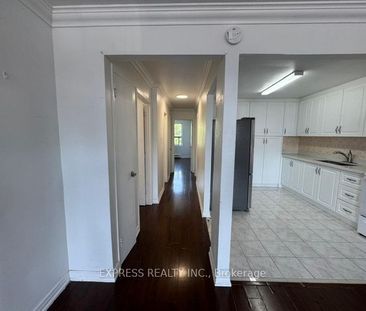 For Lease - 941A Lakeshore Road, Mississauga, Ontario - Photo 2