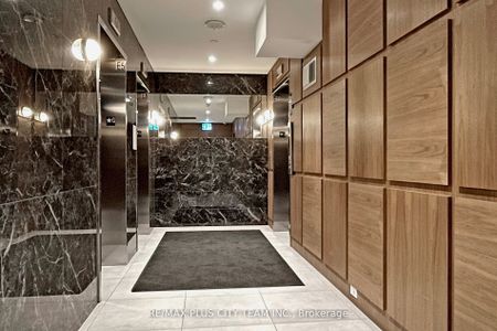 Riverside Square Lofts 15-45 , #915 - Photo 4